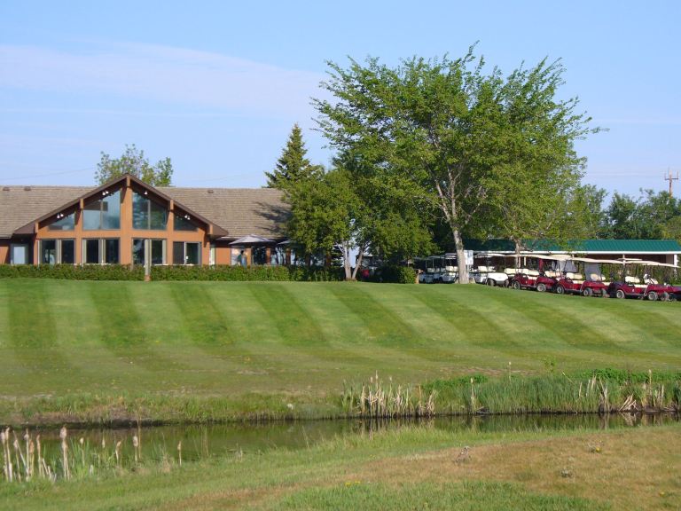 Vegreville Kinsmen Golf Course 768x576
